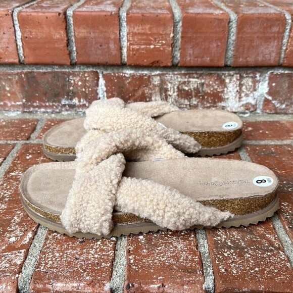 Treasure & Bond Davina Faux Shearling Slide Sandal Size 8 - Picture 3 of 7